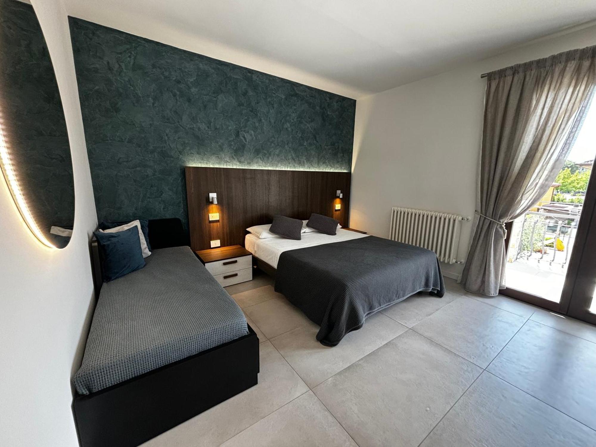 Villa Elena Desenzano del Garda Eksteriør bilde